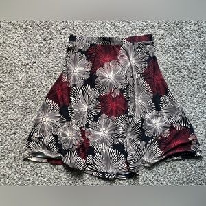 Gilli size L elastic waist skirt NWOT